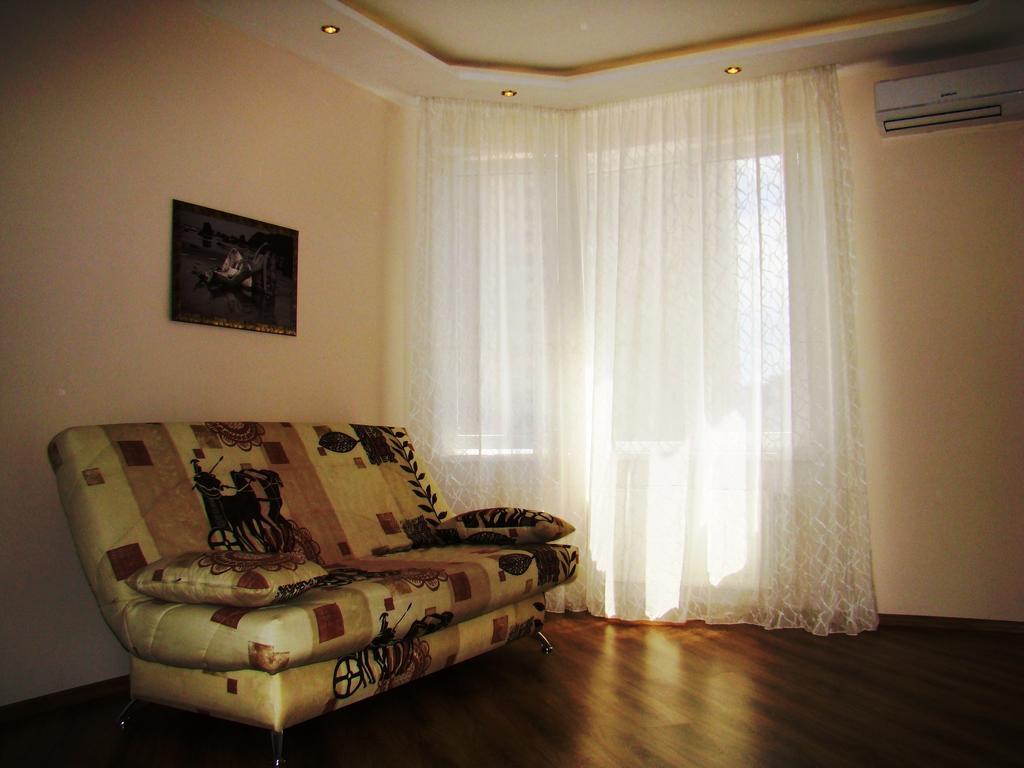 Pleasure Apartment Near Center Of Odessa Zimmer foto